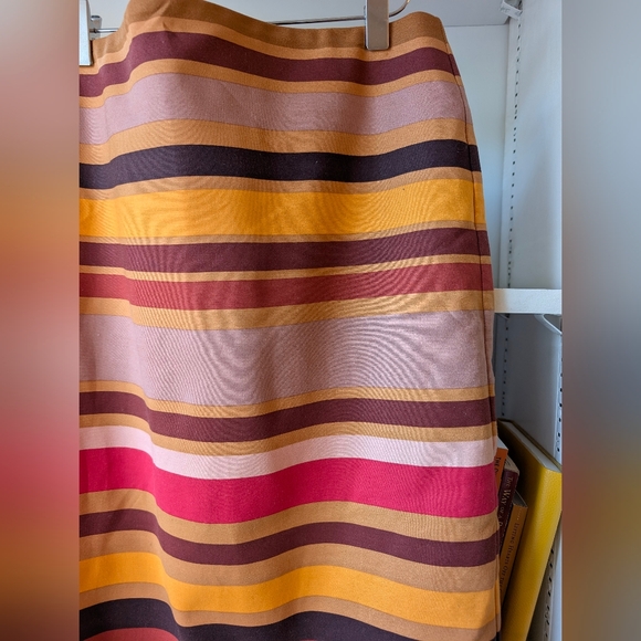 Lord and Taylor Women's Pencil Skirt Striped Size 8 / Medium Twee Preppy Office - Picture 2 of 6